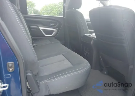 2019 Nissan Titan Xd Sv Diesel z USA, uszkodzony, nr VIN 1N6BA1F49KN506712